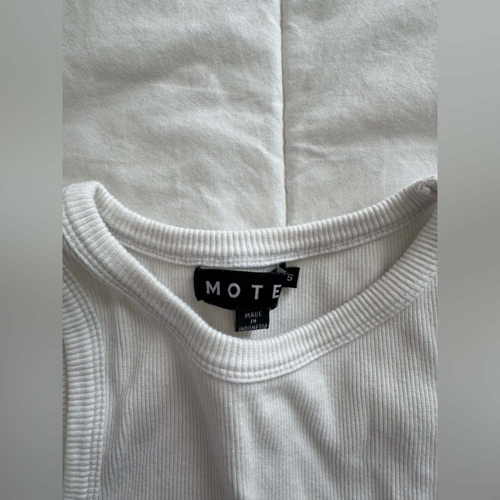 Motel Rocks Cariter Racer Vest Top In Ribbed White - Picture 7 of 7